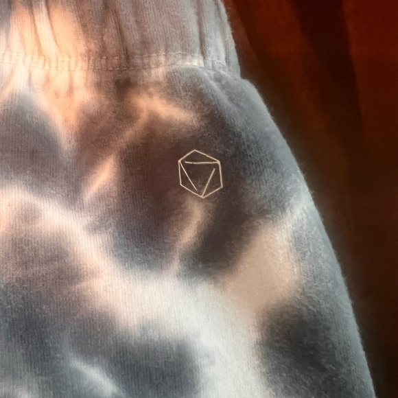 AR-33 Blue and CreamTie-Dye Joggers - Medium - Picture 7 of 7